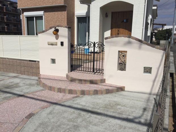 �V�z�O�\�{�H��@��܂��@�S�̑��@�����s����